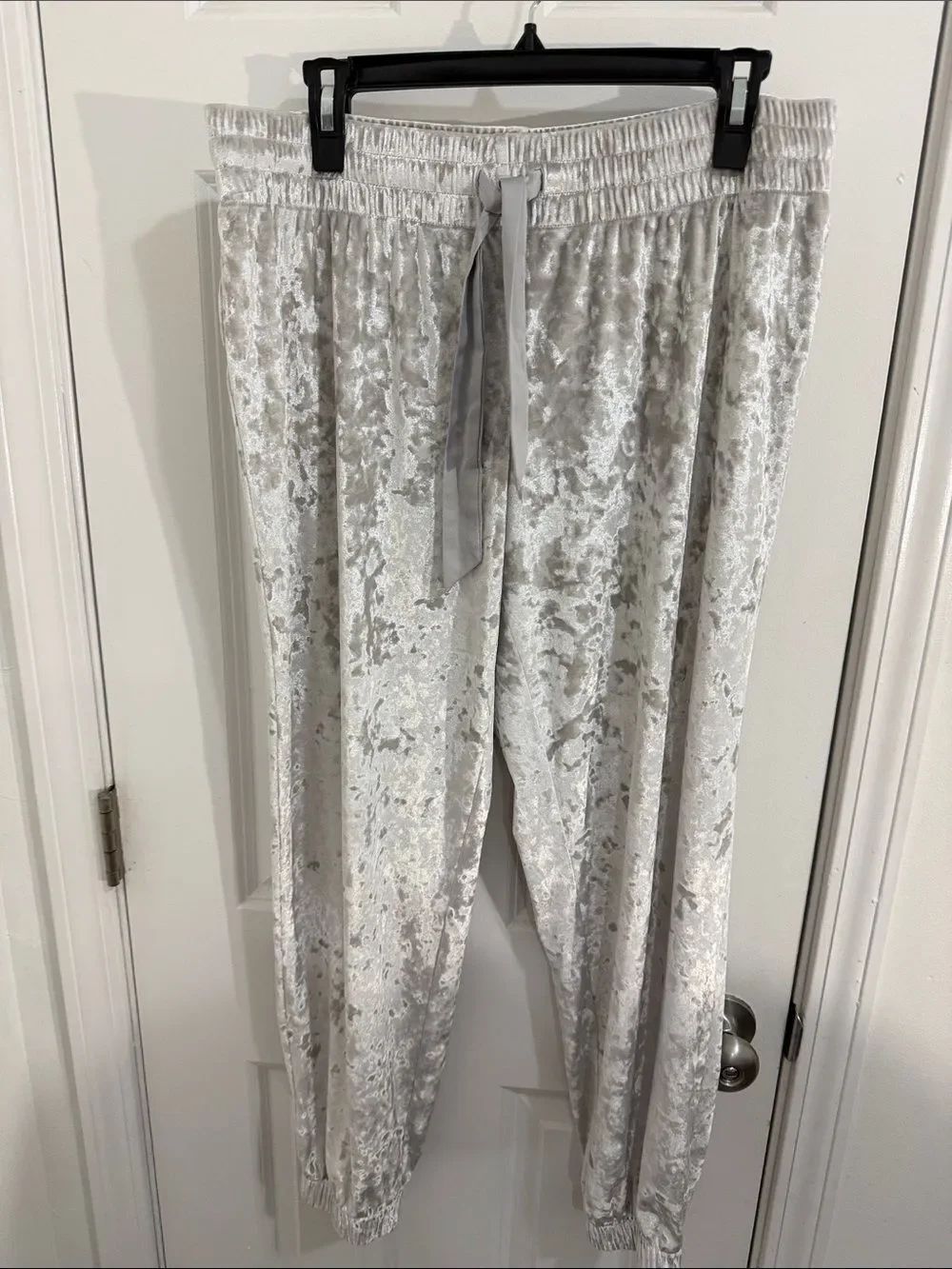 Victoria's Secret Silver Crushed Velvet Joggers Size Large